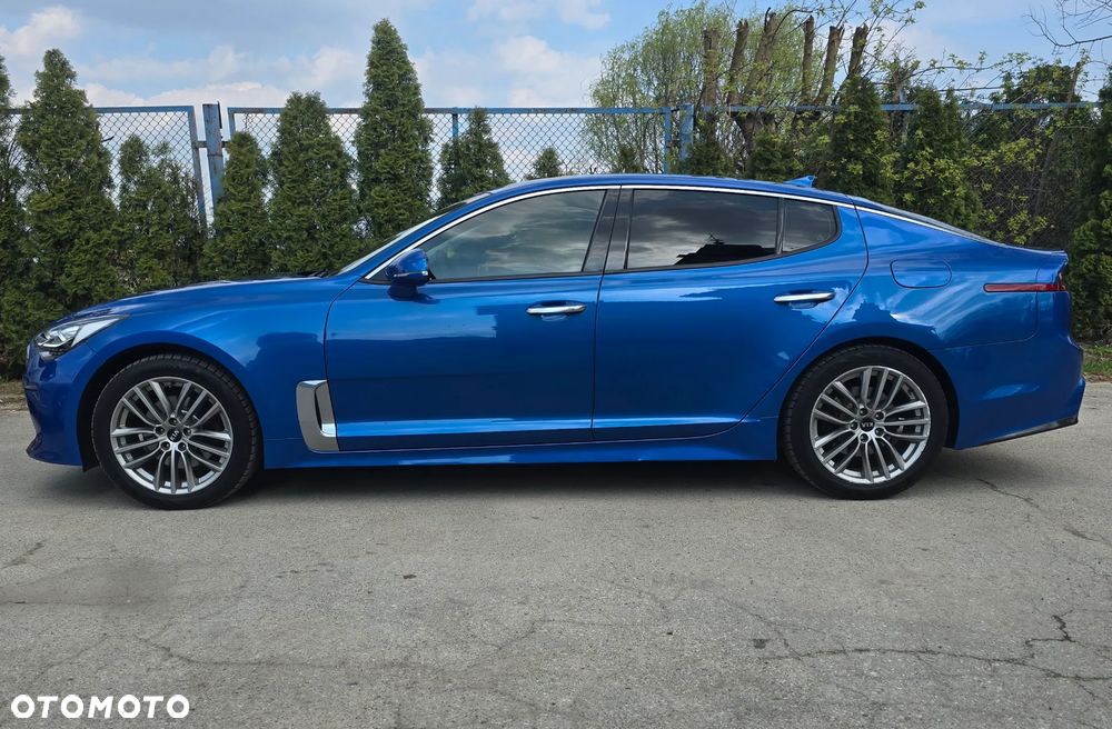 Kia Stinger 2.0 T-GDI GT Line - 4