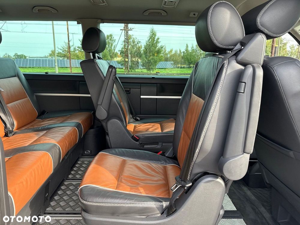 Volkswagen Multivan - 29