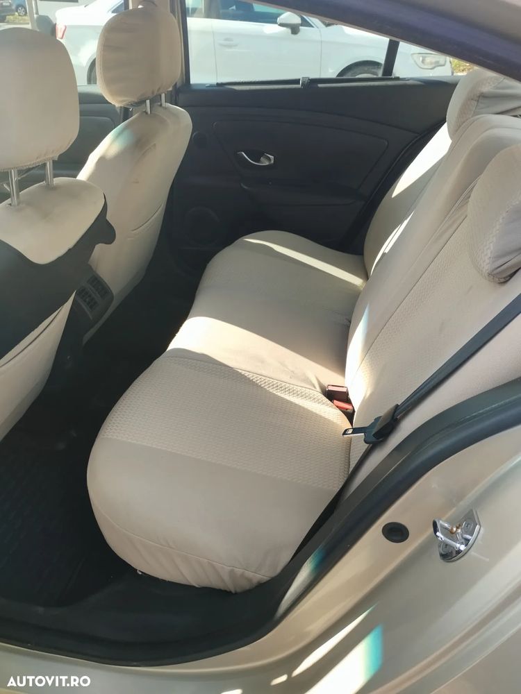 Renault Fluence 1.6 16V 110 Dynamique - 7