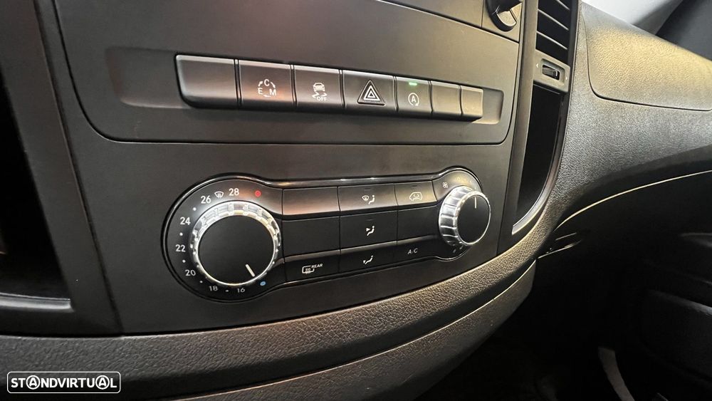 Mercedes-Benz Vito Extra-Longa Aut. SHUTTLE - 37
