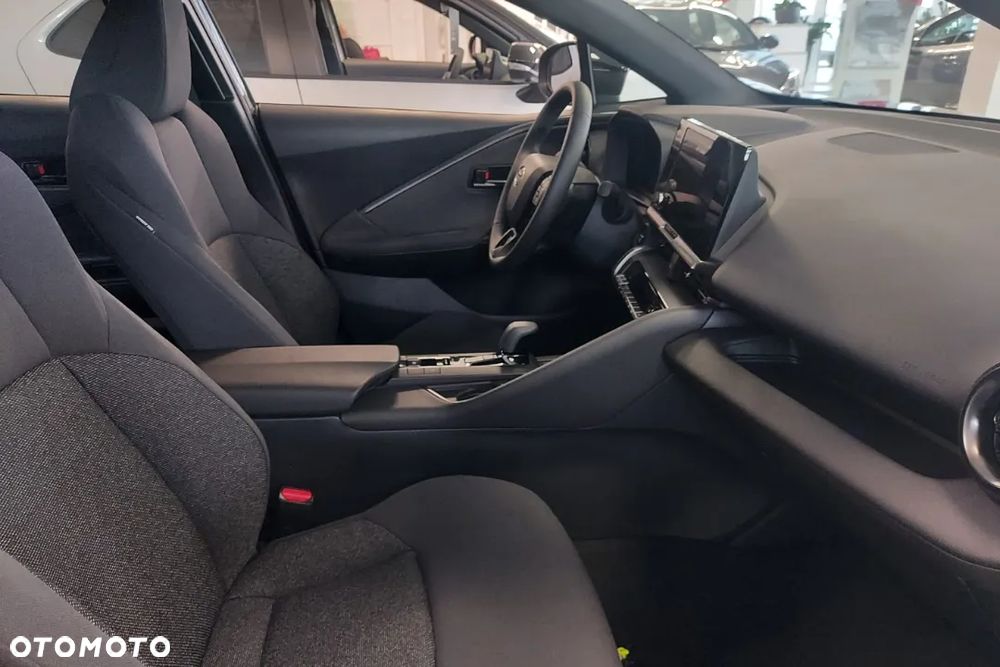 Toyota C-HR - 7