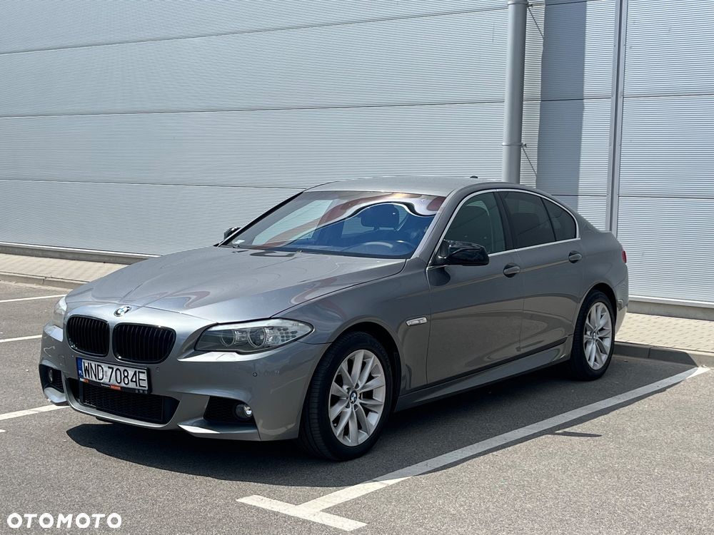 BMW Seria 5 520d Luxury Line