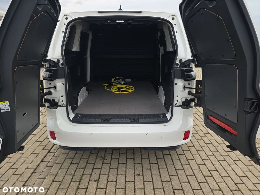 Volkswagen ID. Buzz - 11