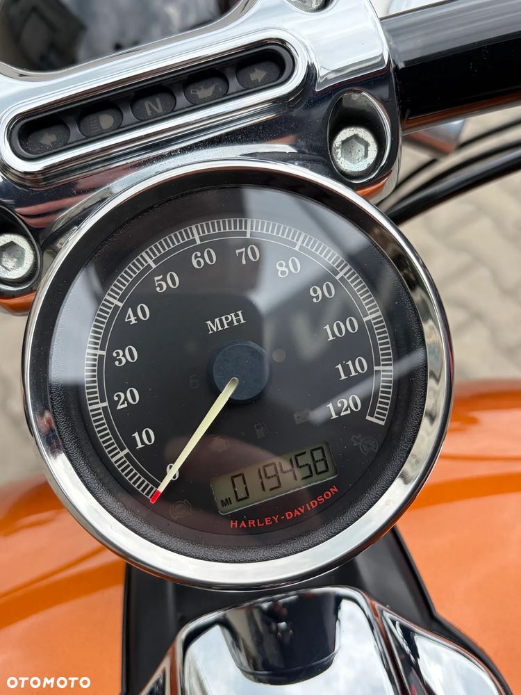 Harley-Davidson Softail Breakout - 7