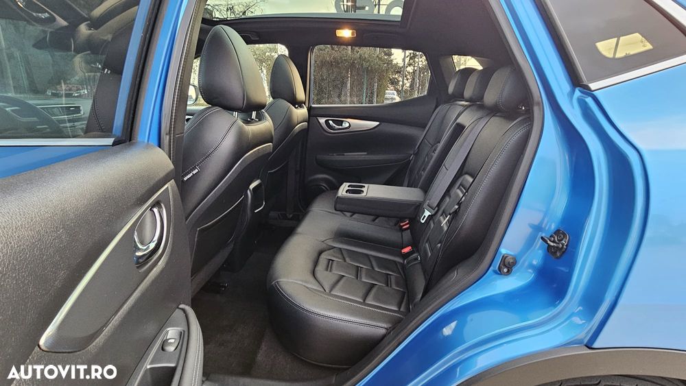 Nissan Qashqai 1.6 DCI Xtronic TEKNA - 6