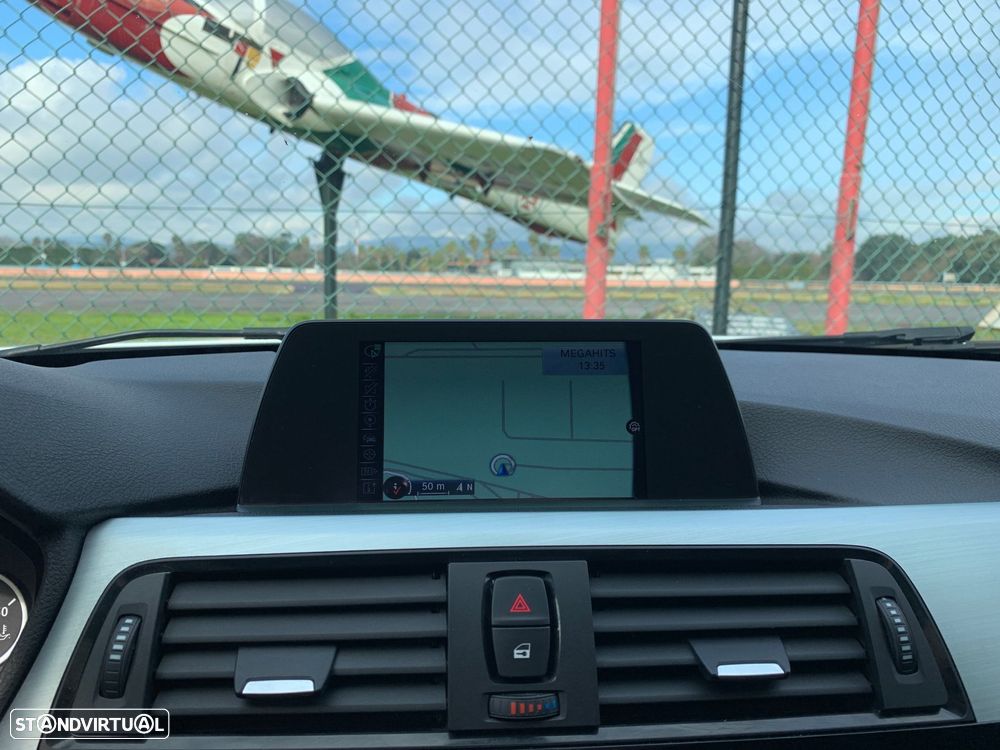 BMW 325 d Pack M Auto - 28