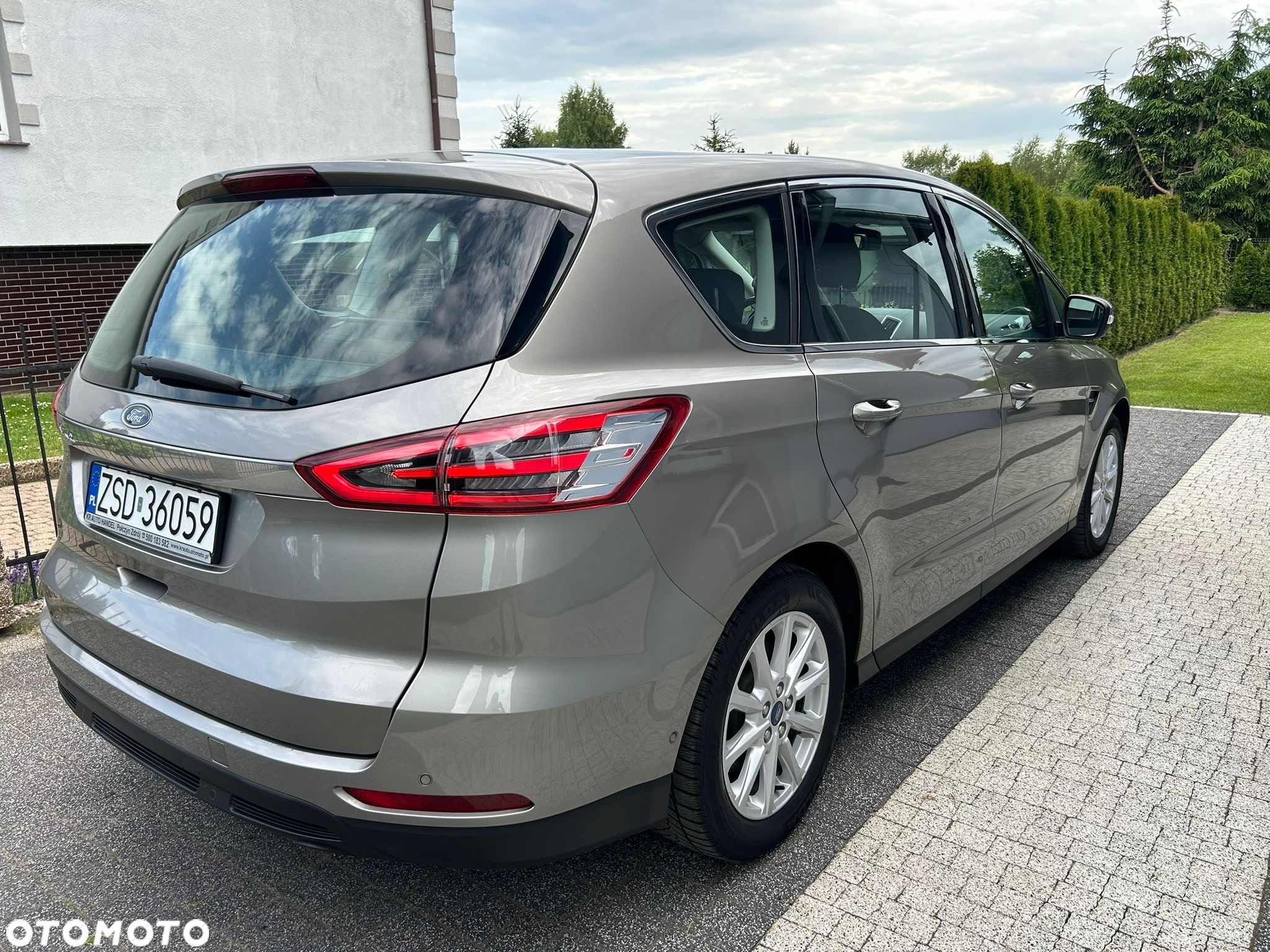 Ford S-Max 2.0 EcoBlue Titanium - 4