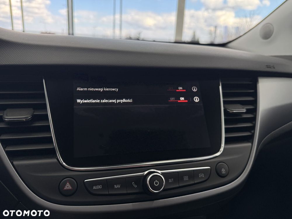 Opel Crossland X - 35