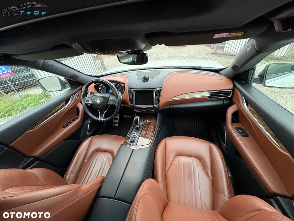 Maserati Levante S Granlusso - 26