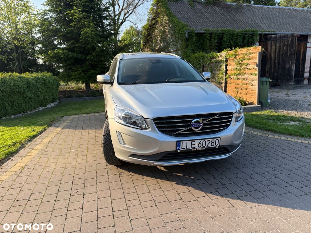 Volvo XC 60 T6 AWD Momentum - 3