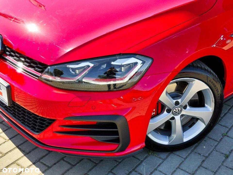 Volkswagen Golf - 7