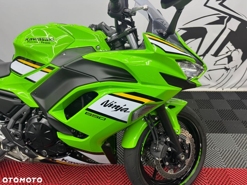 Kawasaki Ninja - 32