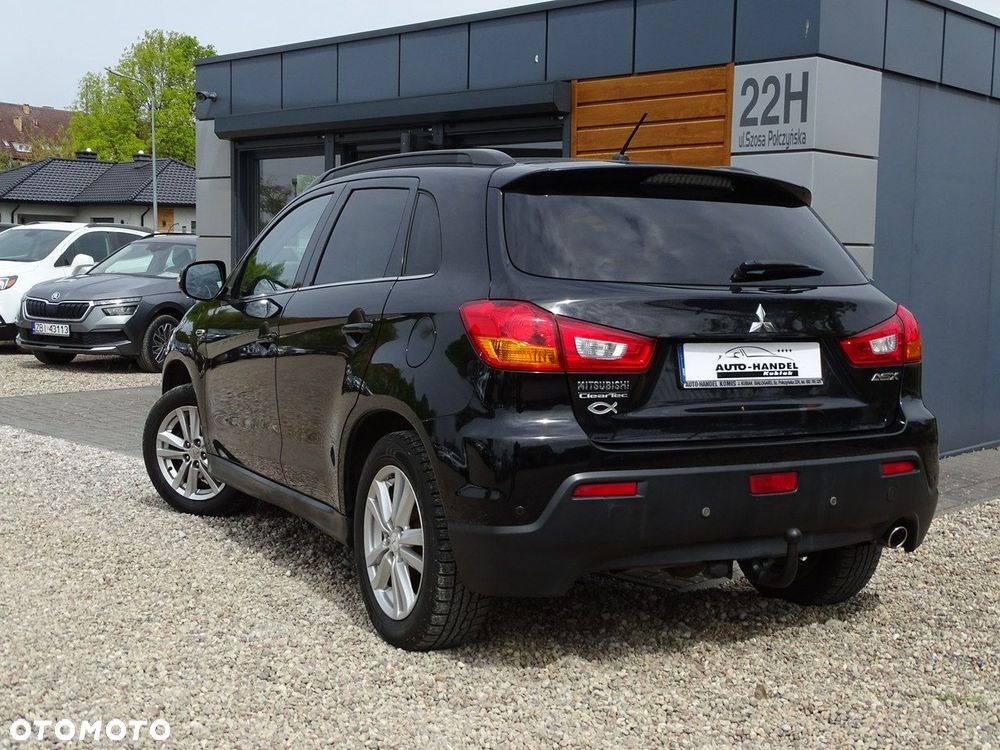 Mitsubishi ASX - 5