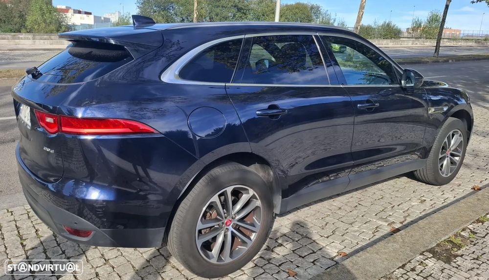 Jaguar F-Pace 2.0 i4D Prestige - 2