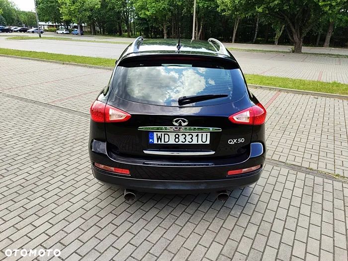 Infiniti Q50 - 10