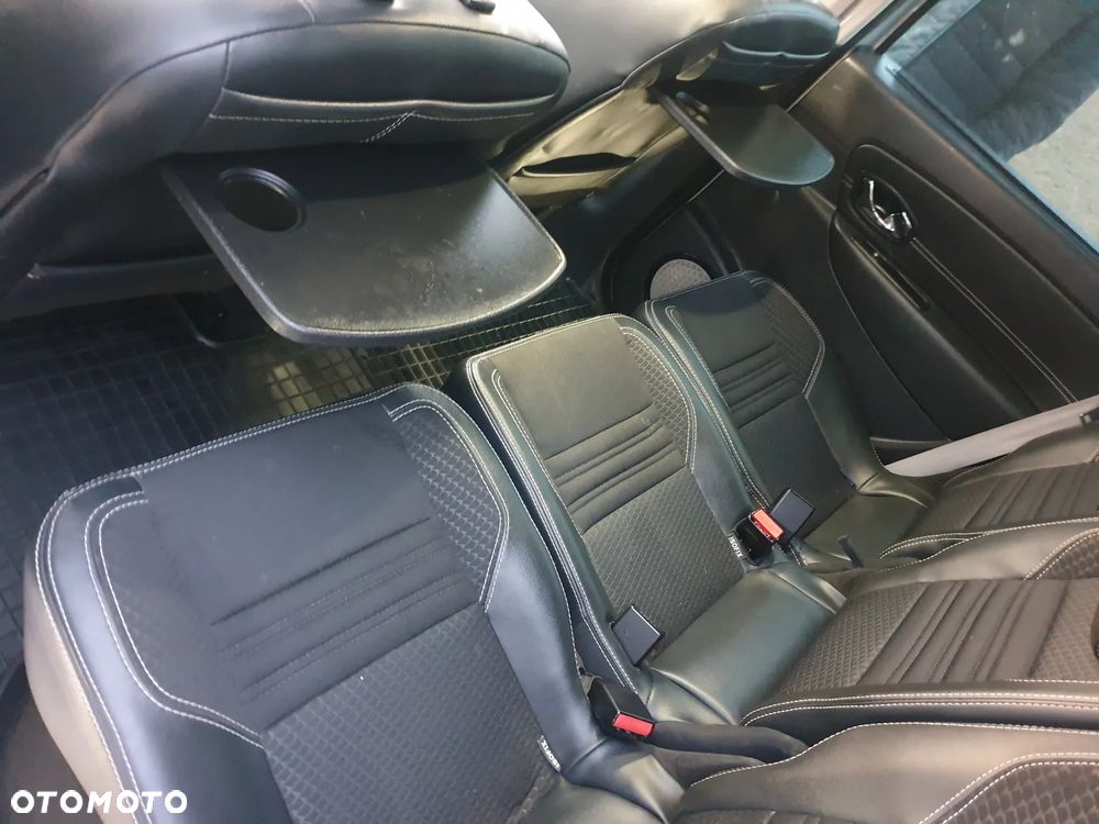 Renault Scenic 1.5 dCi Bose - 8