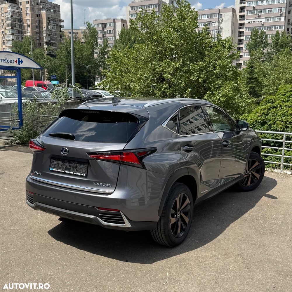 Lexus Seria NX 300h AWD Executive Plus - 14