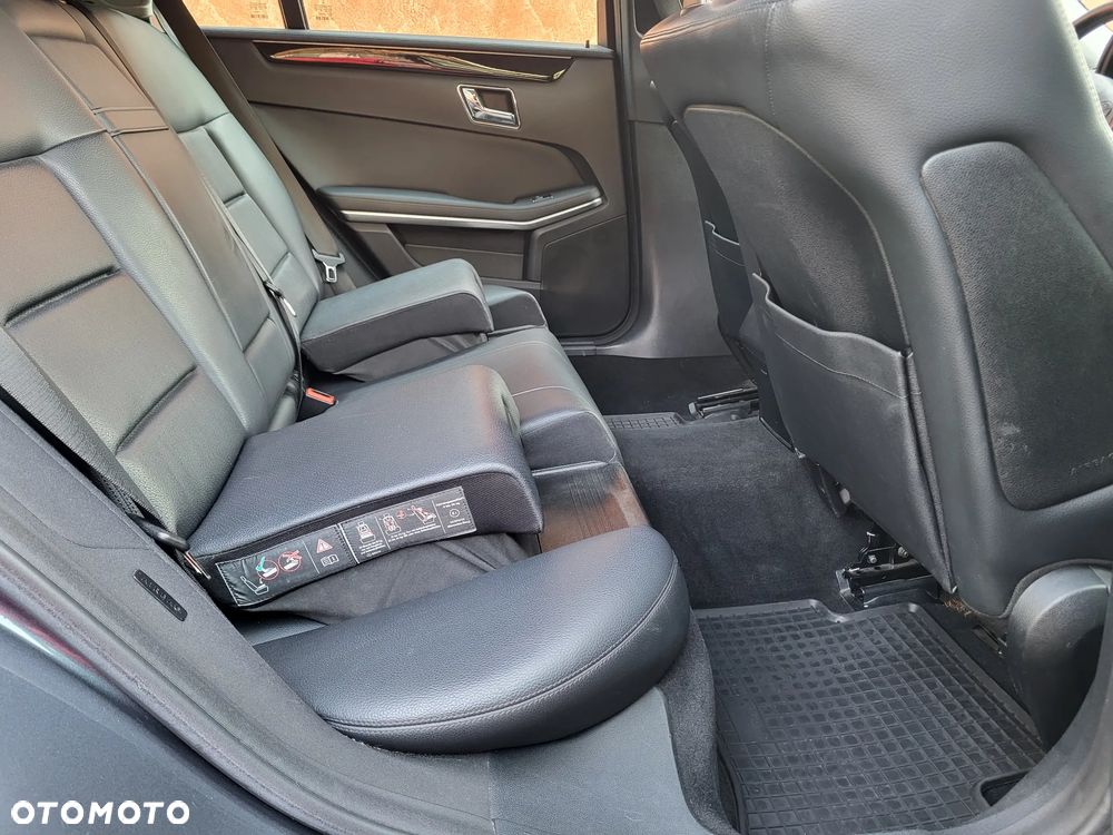 Mercedes-Benz Klasa E 250 CDI DPF BlueEFFICIENCY Automatik Avantgarde - 9