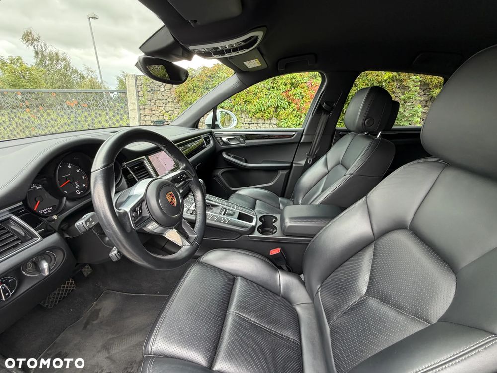 Porsche Macan - 3