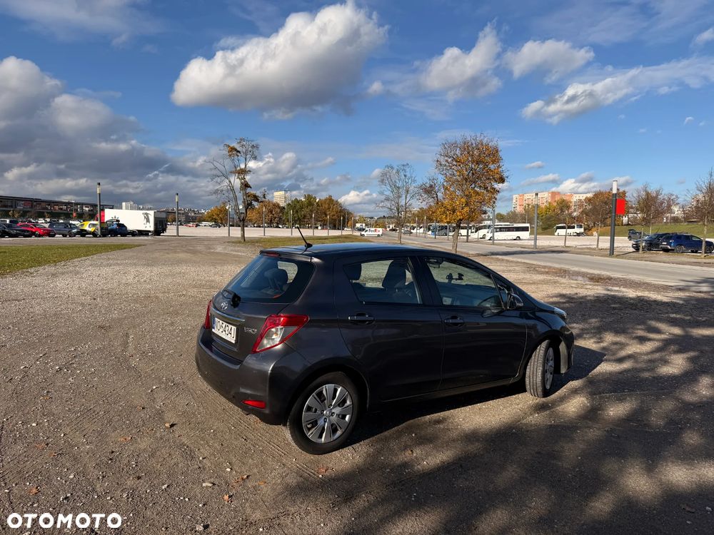 Toyota Yaris 1.33 Dynamic MS - 9