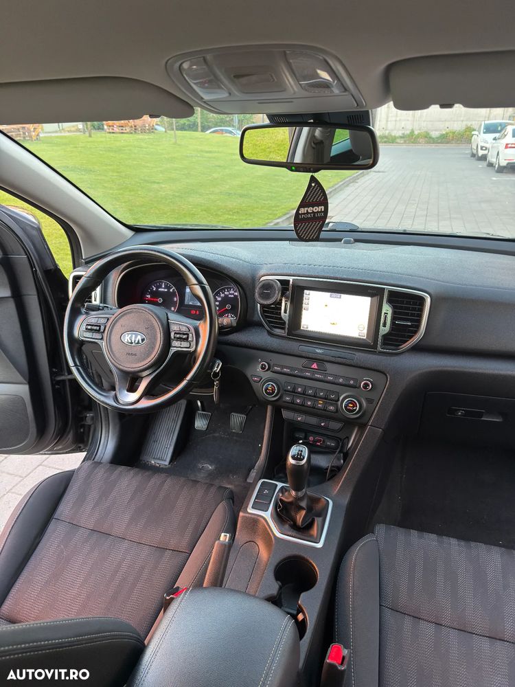 Kia Sportage 2,0 CRDI 2WD Vision - 19