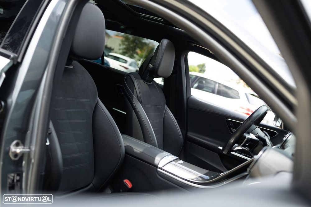 Mercedes-Benz C 300 e AMG Line - 54