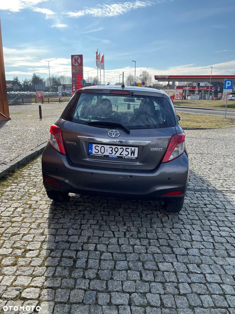 Toyota Yaris 1.33 Active - 4