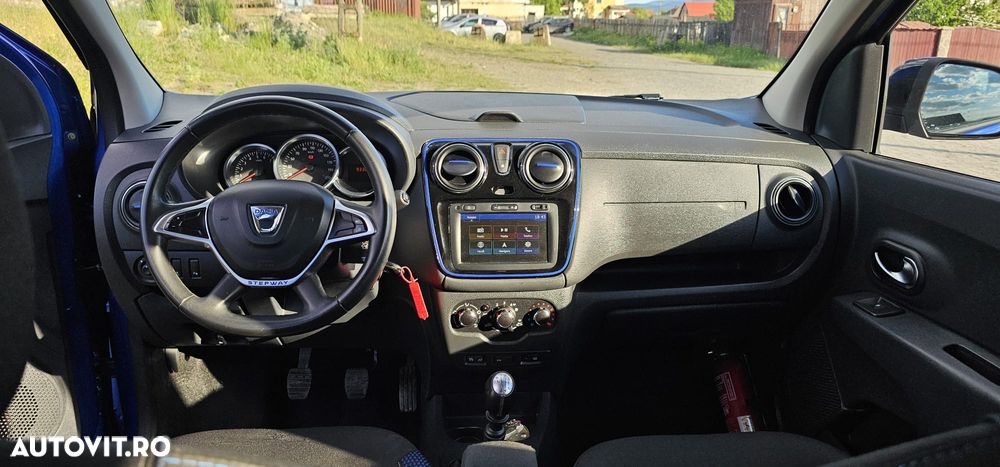Dacia Lodgy TCe 130 GPF Stepway - 19