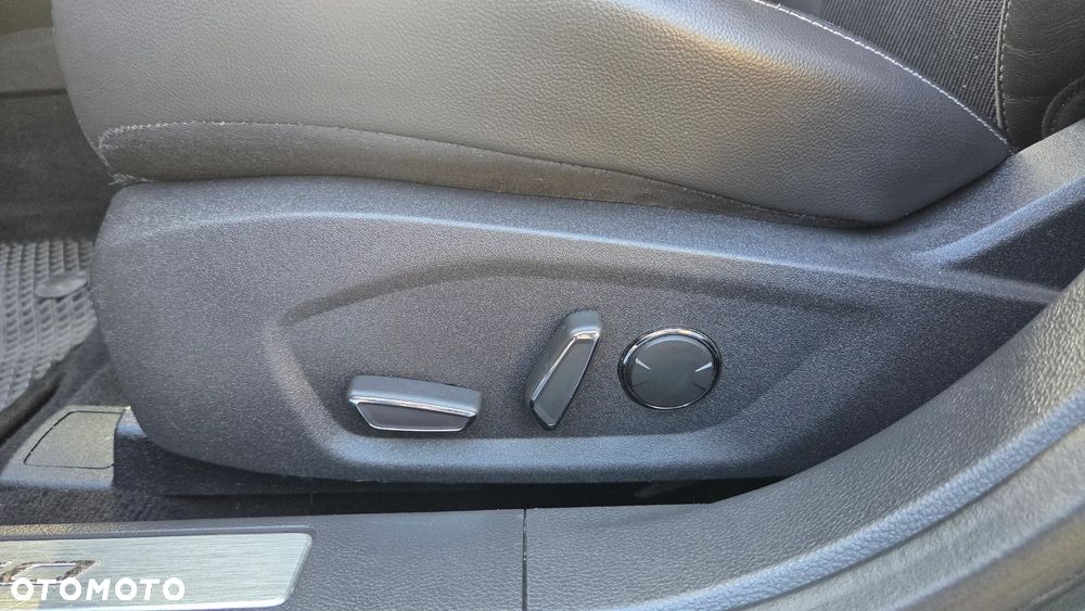 Ford Mondeo 2.0 TDCi Titanium 4WD - 15