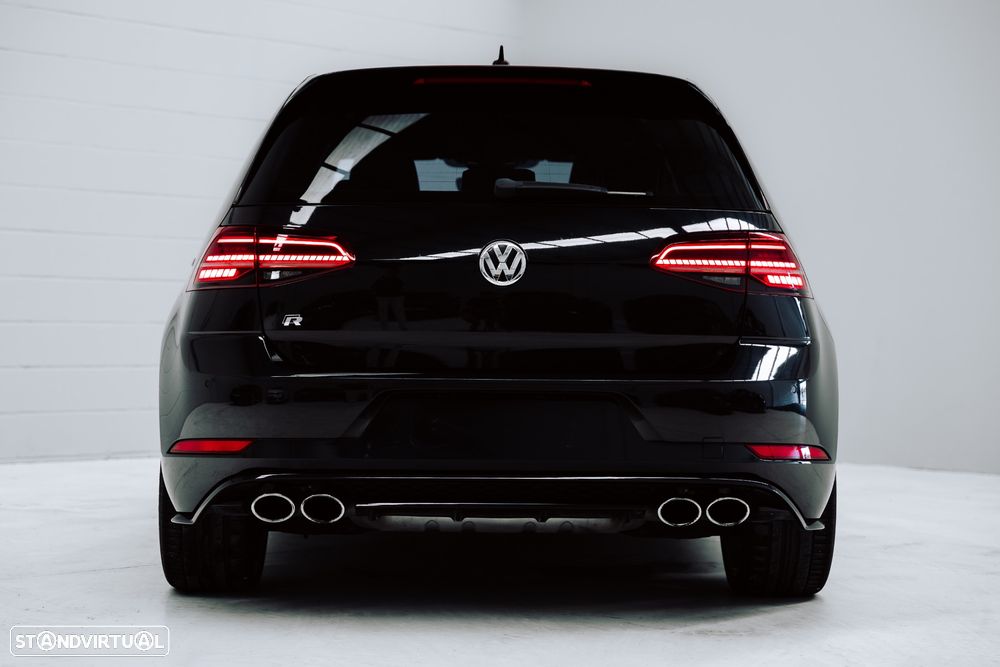 VW Golf R 4Motion (BlueMotion ) DSG - 7
