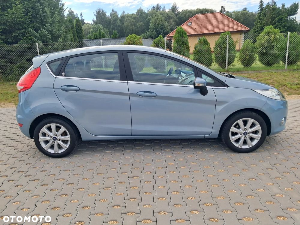 Ford Fiesta 1.4 Champions Edition - 9