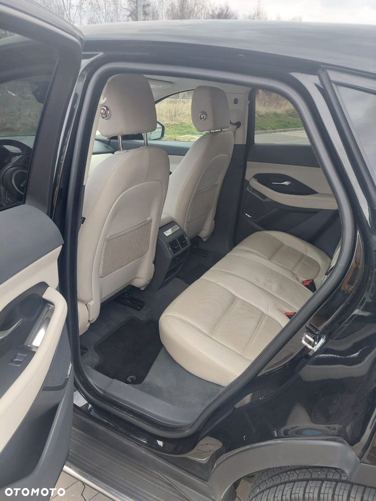 Jaguar E-Pace 2.0 i4D FWD R-Dynamic SE - 14