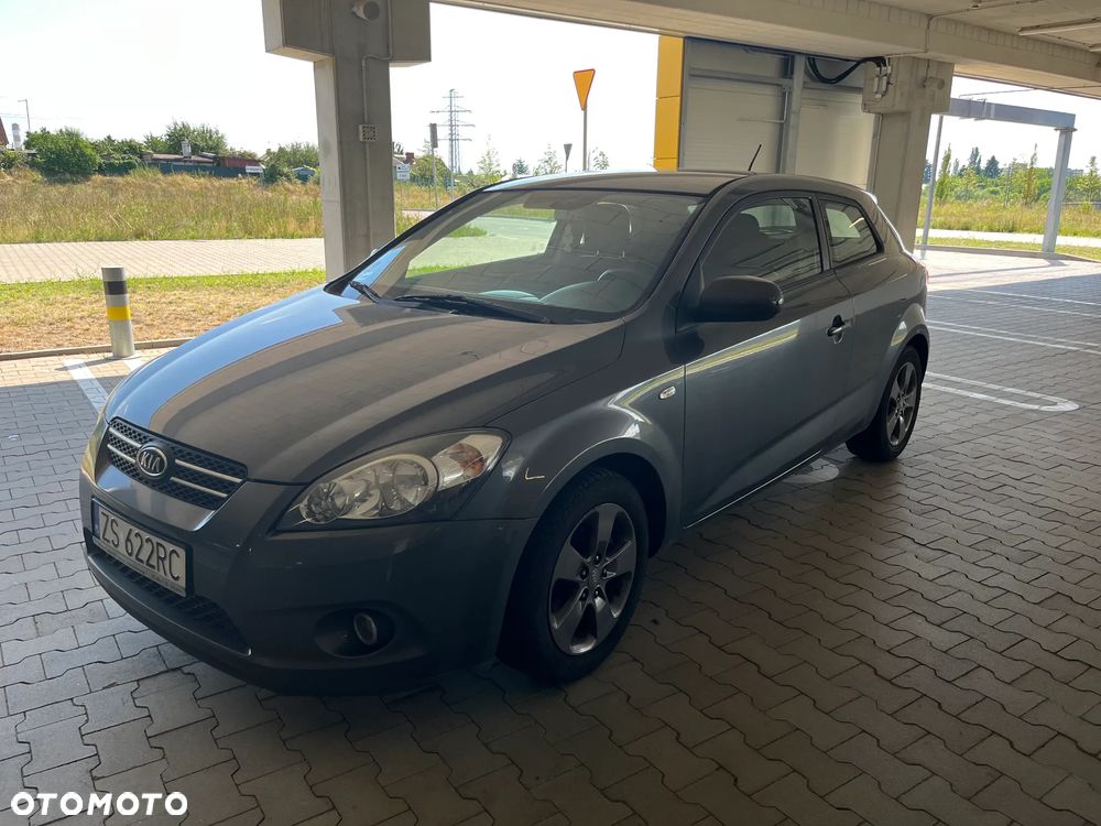 Kia Ceed - 2