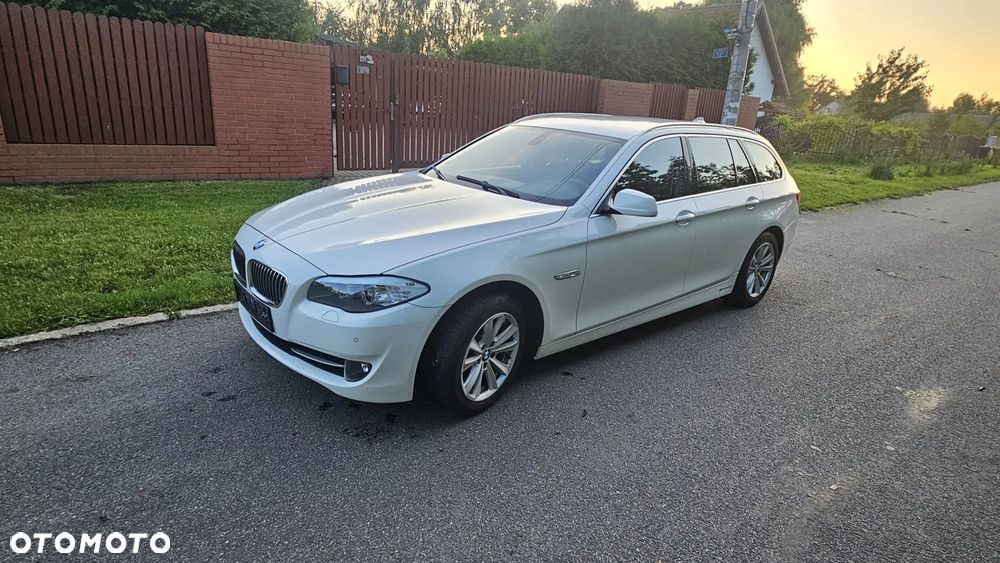 BMW Seria 5 520d - 40