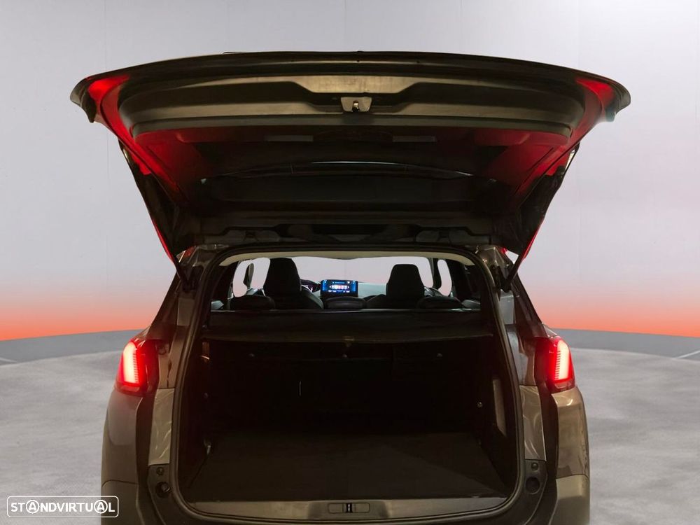 Peugeot 5008 1.5 BlueHDi Allure Pack EAT8 - 22