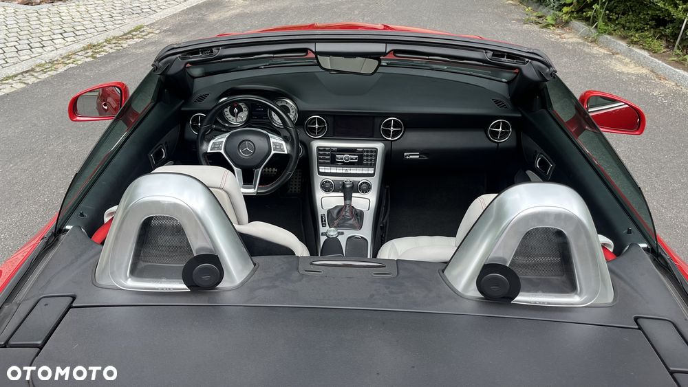 Mercedes-Benz SLK - 12
