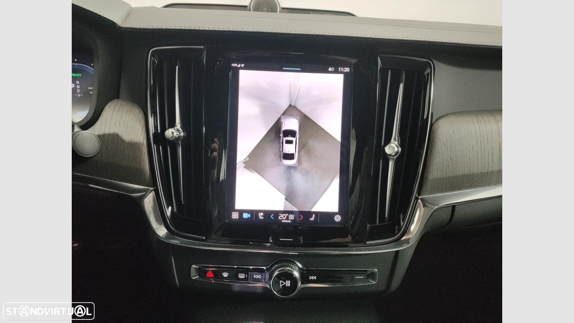 Volvo S90 2.0 T8 PHEV Plus Dark AWD - 26