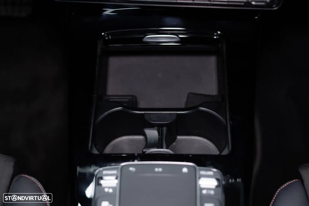 Mercedes-Benz A 180 d AMG Line Aut. - 37