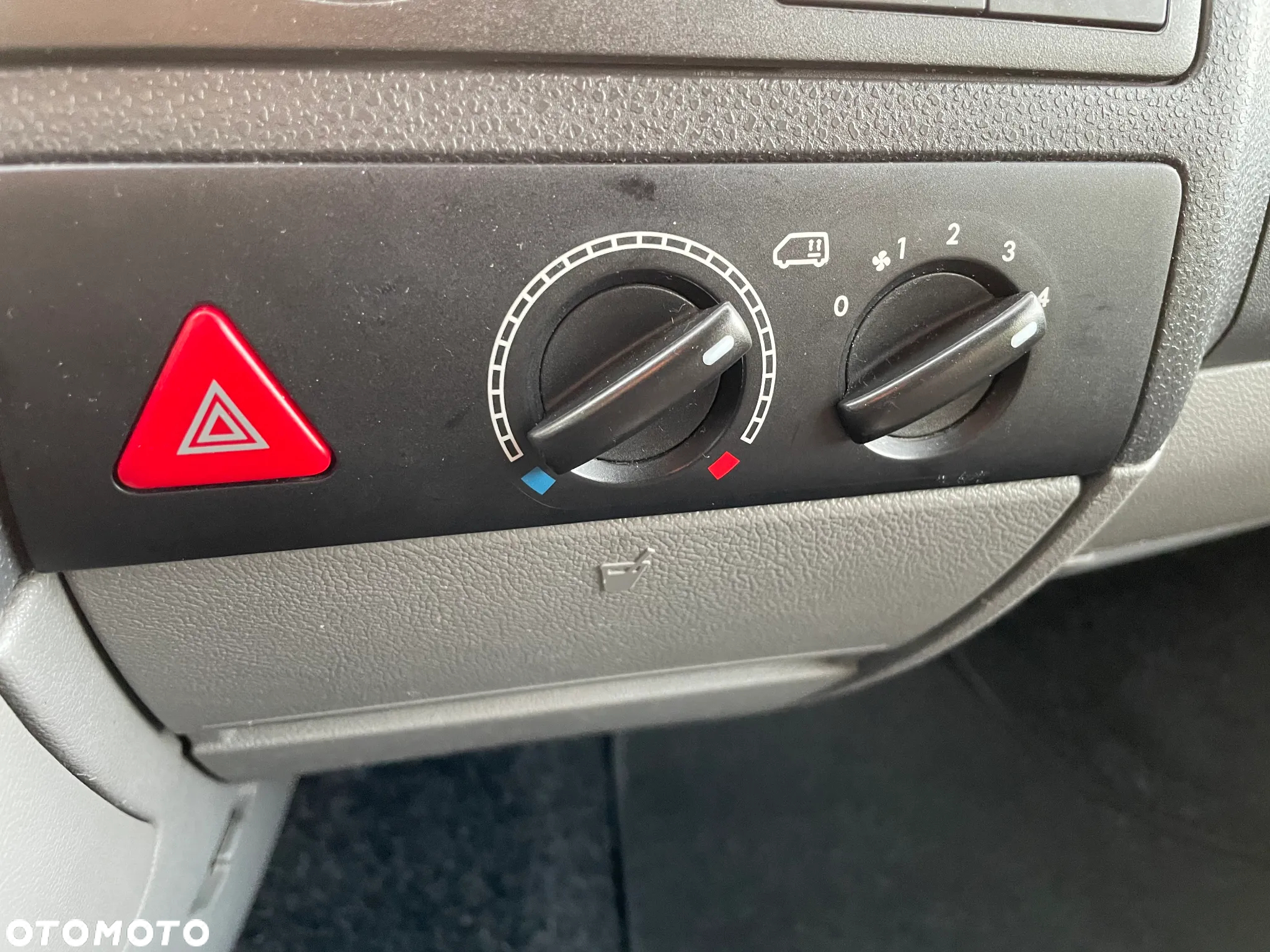 Volkswagen California - 14