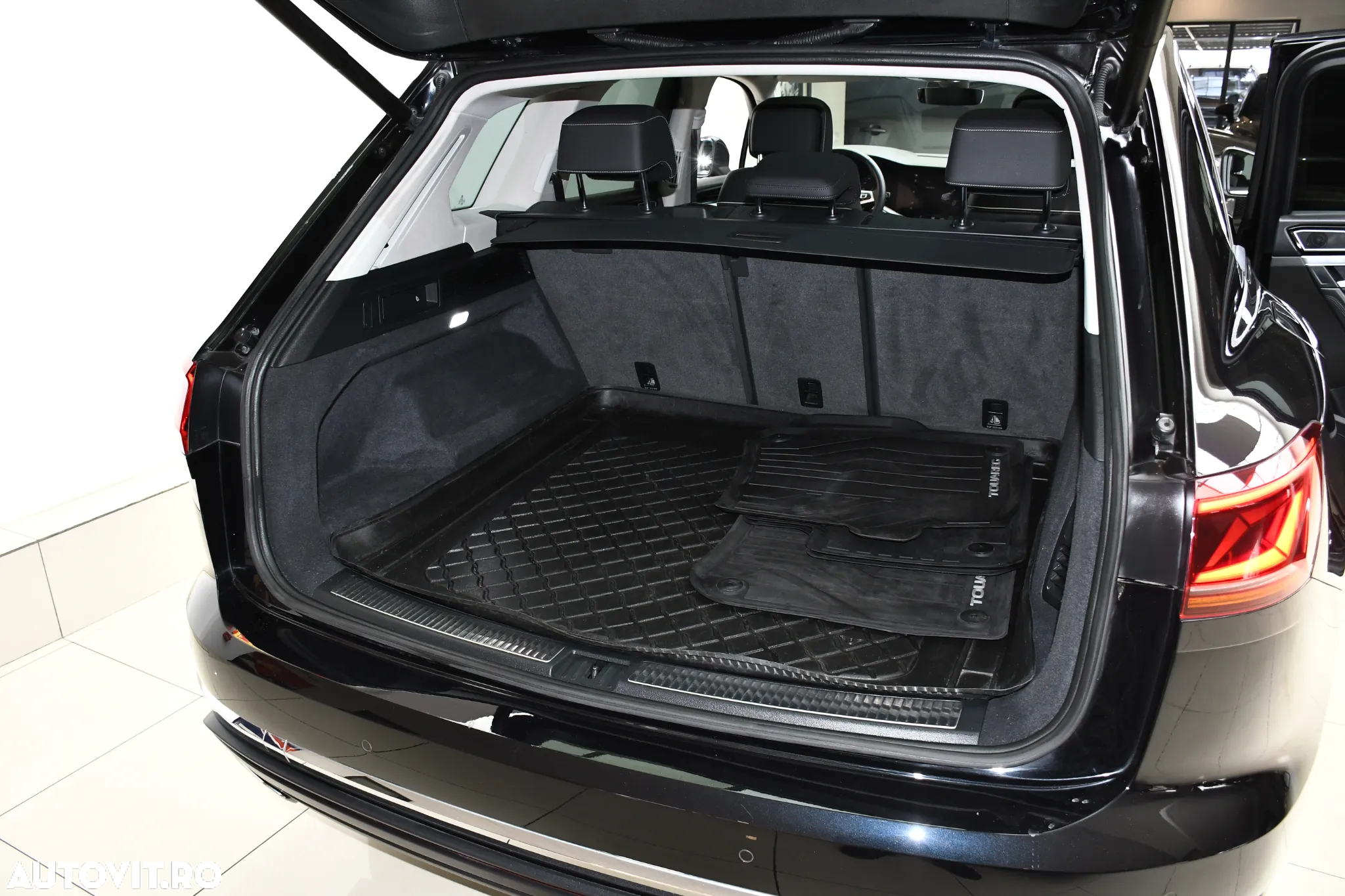 Volkswagen Touareg 3.0 V6 TDI 4Motion DPF Automatik - 31
