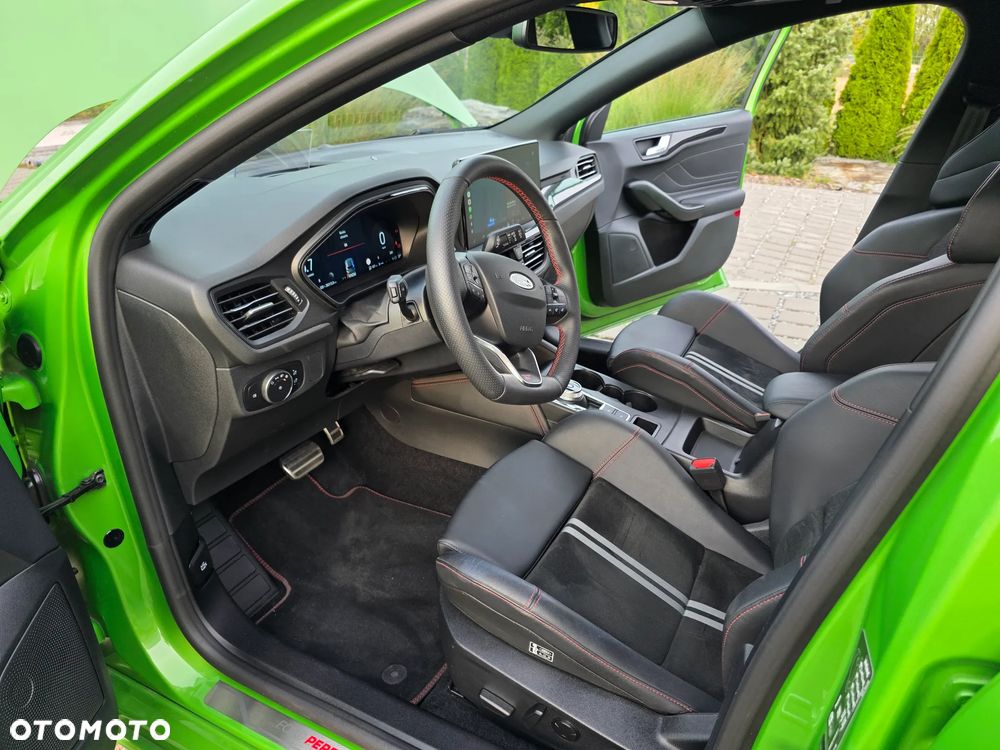 Ford Focus 2.3 EcoBoost ST X - 11
