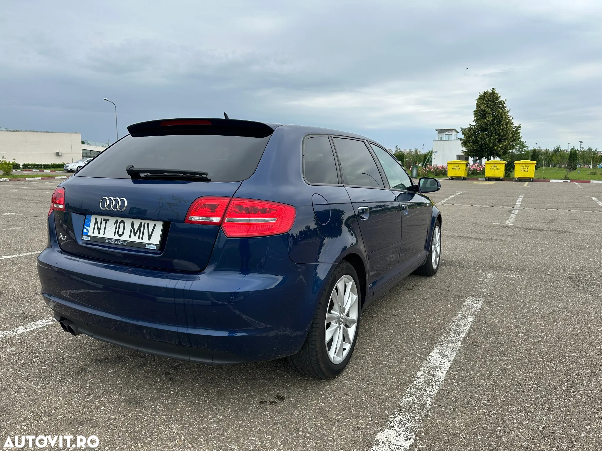 Audi A3 Sportback 2.0 TDI S-tronic Attraction - 4