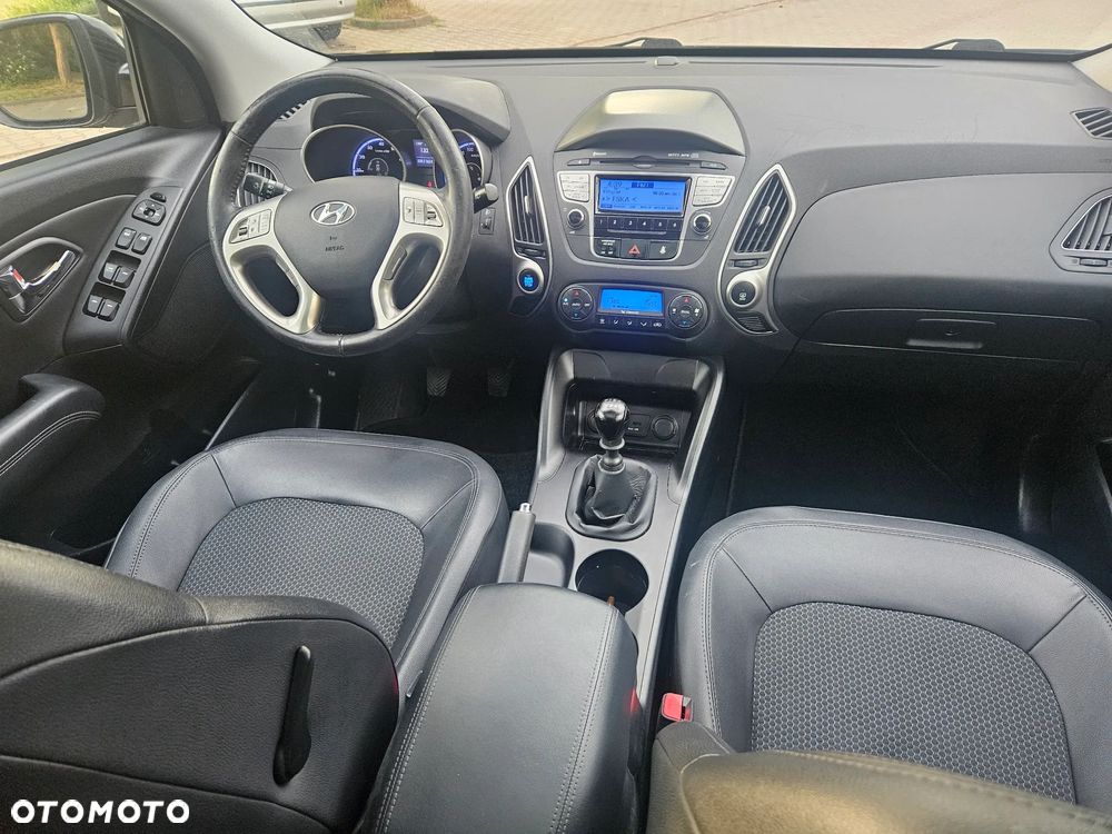 Hyundai ix35 1.6 2WD blue Comfort - 12