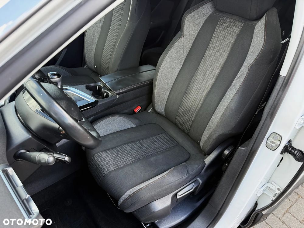 Peugeot 3008 PureTech 130 Stop & Start Active - 8