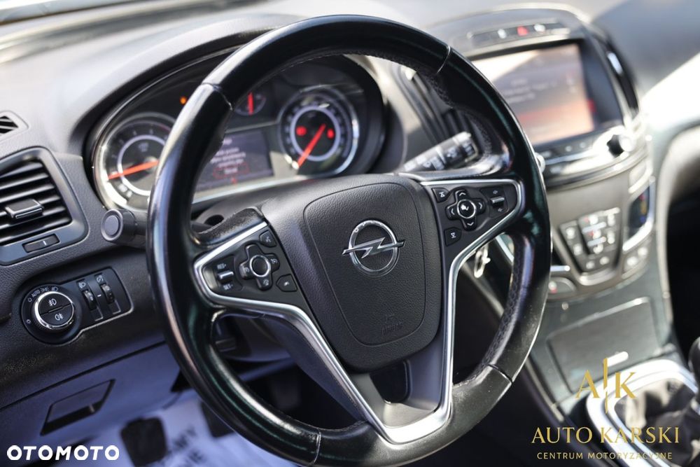 Opel Insignia - 20