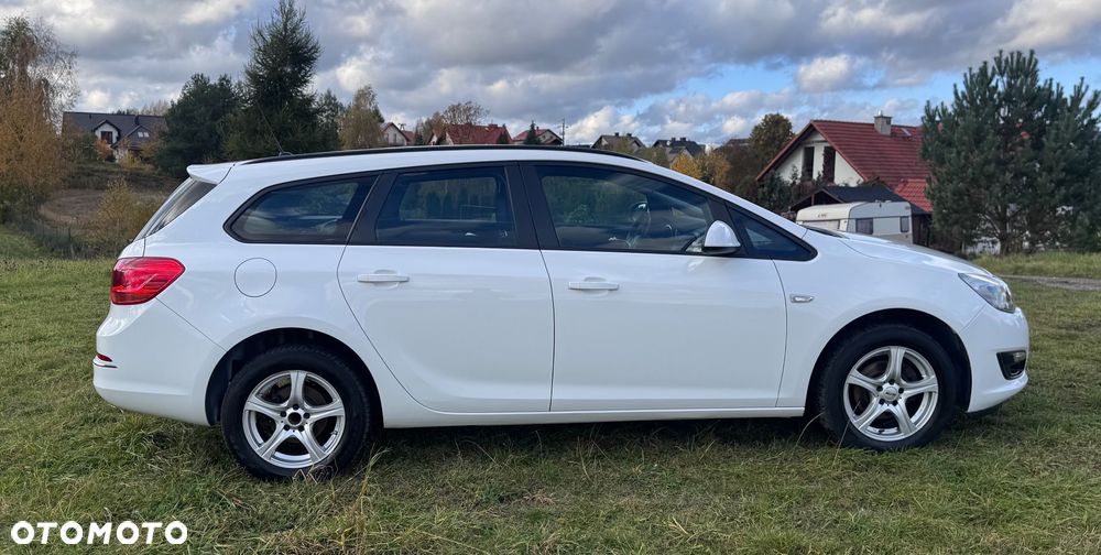 Opel Astra 2015 photo 4