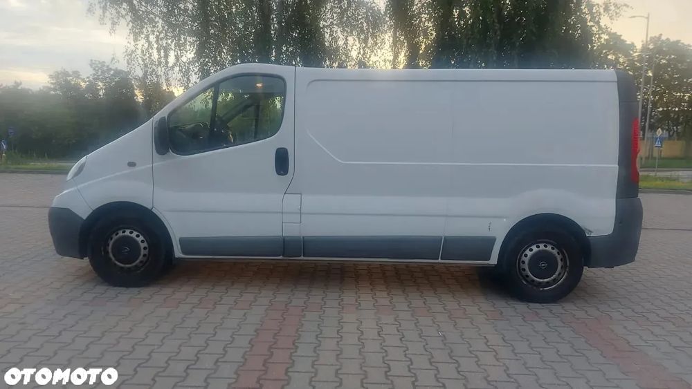 Opel Vivaro - 4