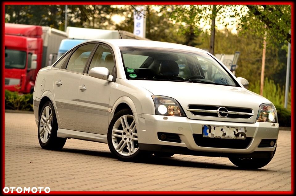Opel Vectra 1.8 GTS - 2