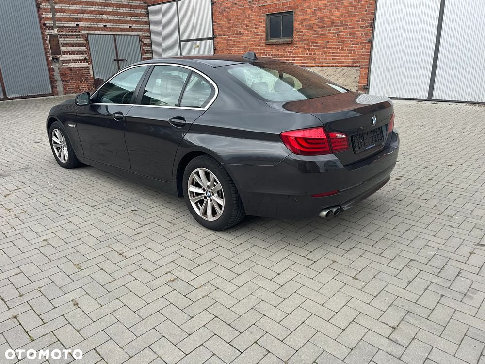 BMW Seria 5 520d - 3