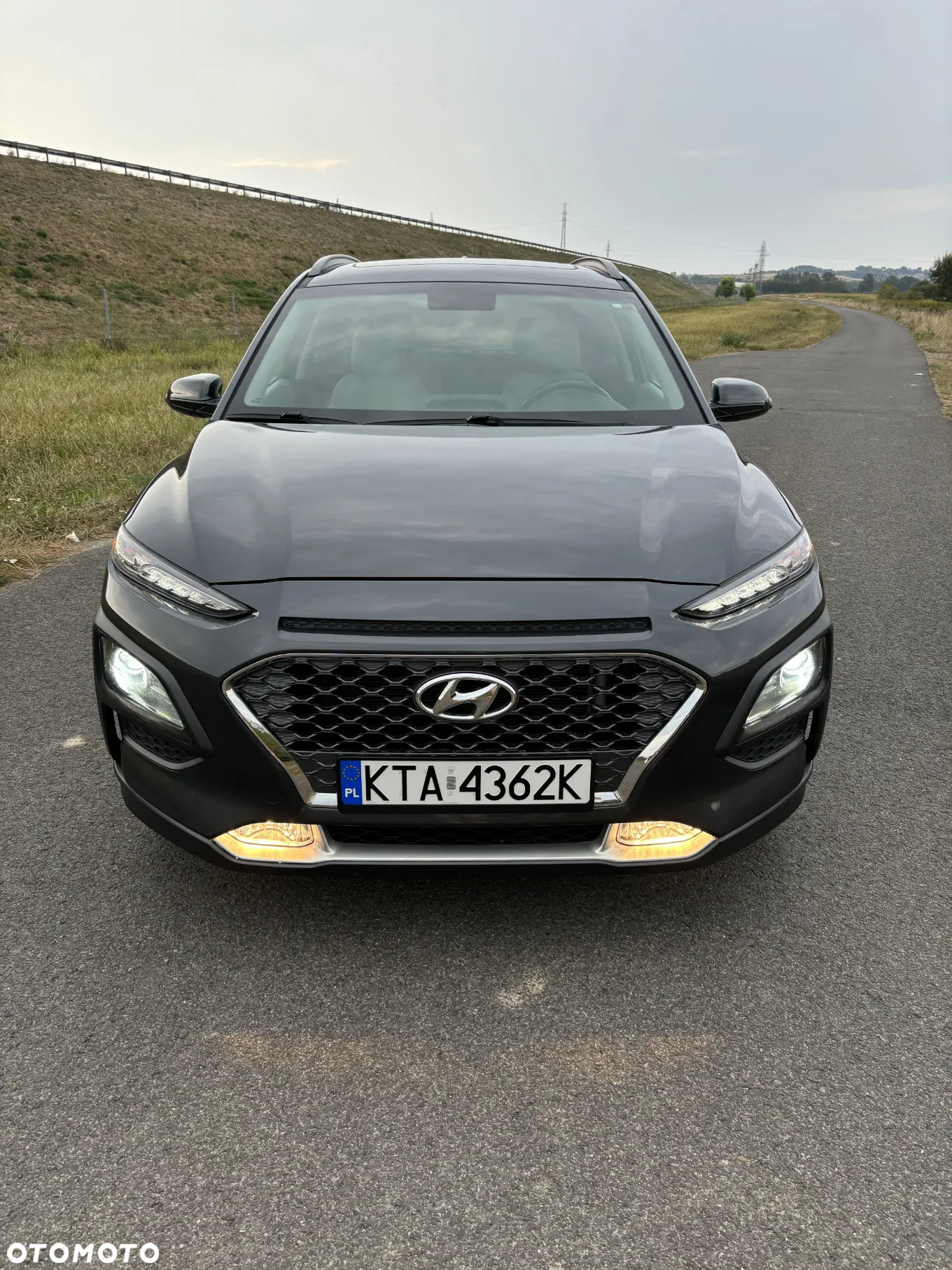 Hyundai Kona 1.6 T-GDI DCT 4WD Premium - 3